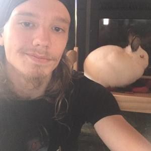 Meet your Posher, Christian